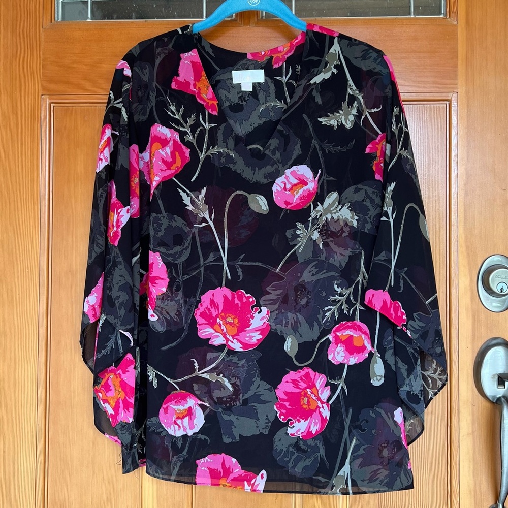 Belle by Kim Gravel Top - Sz M 🖤🩷